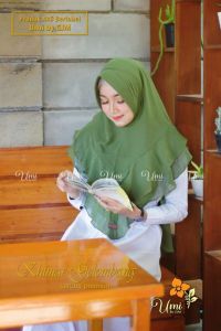 Hijab Khimar Tania Livia 2 Layer Doubel Rempel Jilbab Dua Layer Cerruty Gelombang Brand Umi Hijab By GJM