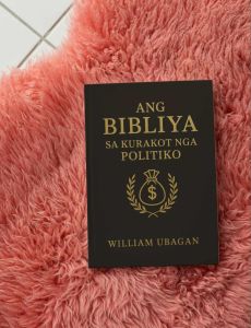 Ang Bibliya Sa Kurakot na Pilitiko l Paperback Perfect binded