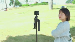 TELESIN การติดตามใบหน้าอัตโนมัติ Selfie Stick Holder Universal Smartphone Vlog Live Tripod For Universal Mobile Phone Shooting Stand