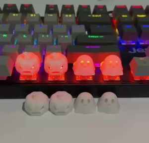 (HD1)Craftsman Custom Keycaps Cute Ghost and Pumpkin Keycaps Transparent Keycaps Sparkle Resin Keycaps Custom Keycaps Handmade Keycaps for Mechanical Keyboard Keycaps Halloween Gifts Keycap Buatan Tangan Tersuai Hantu Comel dan Keycap Labu Keycap