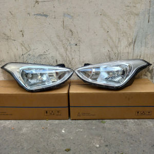 Đèn pha/ Đèn lái trước Hyundai I10 Grand 2014-2016. Sedan . Halogen