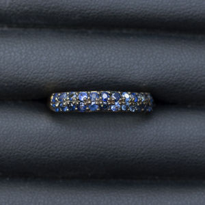 แหวนพลอยไพลินบางกะจะจันทบุรี(BLUE SAPPHIRE) ตัวเรือนเงินแท้92.5% ชุบทอง พลอยสีน้ำเงินกำมะหยี่ เนื้อใส ไซส์นิ้ว 54 หรือ เบอร์ 7 US