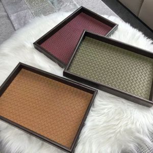 Elegant Woven Faux Leather Tray for Cosmetics Perfume & Aromatherapy Storage Tray - Key Holder & Decorative Storage Plate