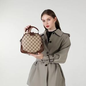 MK F Womens Bag 2023 New European and American Spring/Summer Fashion Trendy Single-Shoulder Crossbody Handbag bag Versatile small round bag