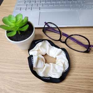 BELLINO - Scrunchie Retro Satin Ikat Rambut Change Wanita Korea Kunciran Rambut Scrunchies