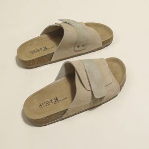 รองเท้าแตะ สําหรับผู้หญิงสวมรองเท้าแตะย้อนยุคพื้นหนาและรองเท้าแตะในฤดูร้อน