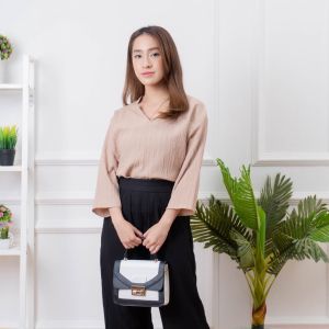 GW - Ashley Top Wanita V-Neck Wanita Korean Style/Atasan wanita kekinian