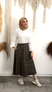 ROK MIDI 7/8 A LINE HAURAHELWA: Desain Modern & Kualitas Tinggi