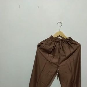 CELANA PANJANG MOTIF POLOS UNTUK WANITA DEWASA