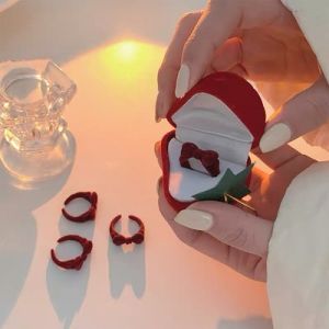 Strawberry Heart Ring Box Flip Portable Jewelry Box Exquisite Romantic Red Rose Storage Box Girl Heart Cute Jewelry Box Surprise Gift Confession Proposal