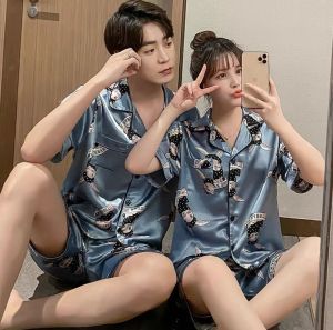 [ส่งเร็วพิเศษ!] 3333-1 SPS ชุดนอนผู้ชาย แขนสั้นขาสั้น ติดกระดุมด้านหน้า ชุดนอนผ้าซาตินบาง ลื่นไม่ยับง่ายมีหลายไซส์หลายสีให้เลือก สินค้าพร้อมส่ง