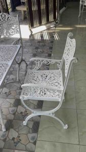 ชุดสนาม อัลลอยด์ ชุดโต๊ะในสวน ชุดโต๊ะสนาม เฟอร์นิเจอร์สนาม กลางแจ้ง สําหรับสวน โต๊ะสนามหญ้า โต๊ะนั่งเล่นในสวน