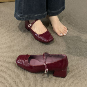 LHSunday สินค้ามาใหม่ รองเท้าคัชชูแฟชั่นเสริมส้นงานมีสายคาดดูสวย ทรงเรียวใส่แล้วเก็บรูปเท้าอย่างดีมีให้เลือก4สีเลือกแมทช์ได้หลายโอกาสเลยน๊าทุกคน กดสั่งเล้ย พร้อมส่งสุดๆ