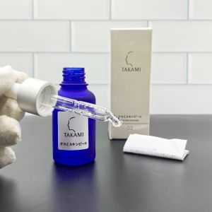 Tinh chất chai màu xanh nhỏ TAKAMI Skinpeel Essence 30ML