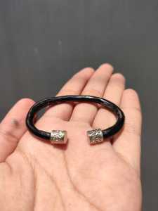 Gelang Akar Bahar Hitam Size Anak Model C Variasi Alpaka