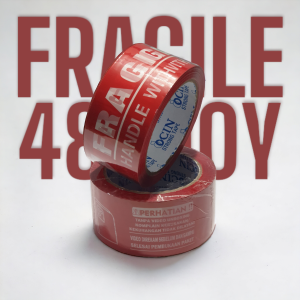 Lakban Fragile merah putih "Jangan Dibanting" 48 mm x 90 yard isi 6 PCS/Bisa Bayar Di Tempat