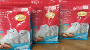 Thức Ăn Cho Mèo Con Hạt Smartheart Kitten Gà Cá Trứng Sữa 1.1Kg hỗ trợ tiêu hóa lông mượt