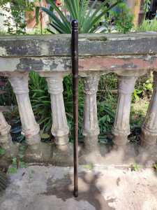 Tongkat Komando Serbaguna Kayu Kelor Hitam Panjang 1 m