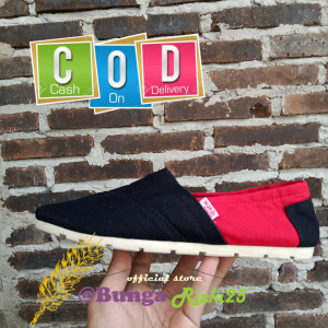 Sepatu Slip on Pria wakai hitam merah size 36-43