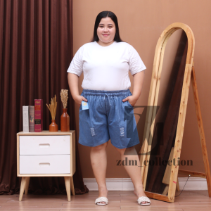 Celana Pendek Wanita 3/4 | Super Jumbo | Sobek | Snow Blue/ Black-LightBlue/Blue | ALL-SIZE Muat 8L (5L-8L) |