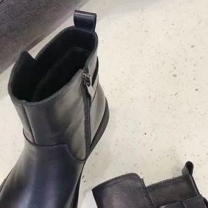 ganze011 European station street shooting cowhide short boots autumn and winter new womens boots flat retro womens single boots large size Martin boots