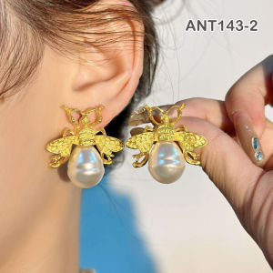 Anting Korea Wanita Stud Tusuk Mutiara Pearl Lebah Desain Mewah Elegan Fashion Aksesoris Perhiasan