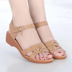 [Free Shipping] New Summer WomenS Sandals Featuring A Wedge Heel Flat Sole Genuine Soft Sole And Durable Non-Slip Mid-Sole Fashionable And Versatile 2026