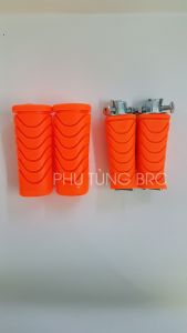 Combo tiết kiệm: Cặp gác chân xe máy trước sau màu