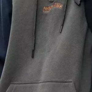 COD  Tambah Bulu Hip-Hop Jenama Fesyen Amerika Menebal Sweater Lelaki Musim Luruh dan Musim Sejuk Pasangan Bertudung Longgar dan Nipis Trend Kot Luar Serba Boleh  Sem