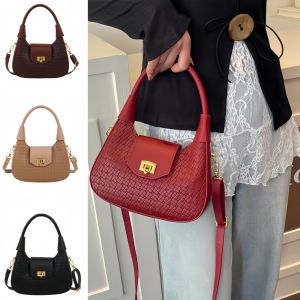 QNQN 2025 กระเป๋าสะพายไหล่ PU สีทึบสำหรับผู้หญิงความจุขนาดใหญ่แฟชั่นใหม่ทอรูปแบบสบายๆ หลากหลายกระเป๋าสบายๆ ทนต่อการสวมใส่สบายมือถือเกี๊ยวฟันพระจันทร์เดี่ยวไหล่ใต้วงแขน