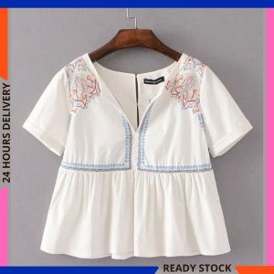CFBOUTIQUE Embroidered Short Sleeve Blouse