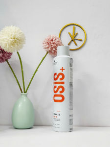 Keo xịt giữ nếp tóc cứng vừa Osis Freeze 300ml