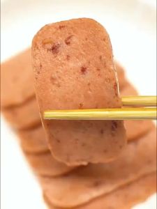 Mr. Squirrel-Luncheon Meat 24 PCS(1 ) 198g grams Premium ulam Luncheon Meat Ready-to-Cook