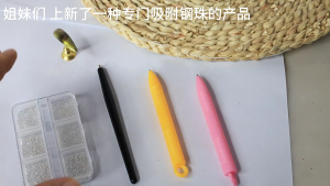 ปากกาลูกลื่นแม่เหล็กดูดปากกาแม่เหล็กอเนกประสงค์แบบทำมือเครื่องมือทำเล็บศิลปะเล็บเครื่องทำจุดเล็บสำหรับร้านเสริมสวยที่บ้าน