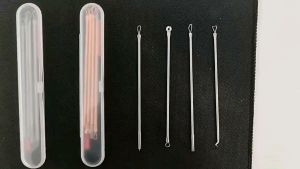 Set pinset komedo jerawat 4 pcs stainless anti karat untuk kecantikan dan kesehatan kulit.