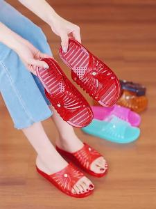 WomenS Spring/Summer Home Slippers Odor-Resistant Bathroom Bath Jelly Sandals Non-Slip Flat Comfortable Lightweight Mom Slippers