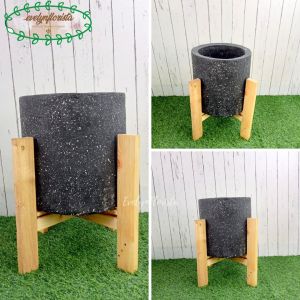 Standing Kayu Kaki 4 + Pot Semen Variasi Warna HItam & Putih Hiasan Apartement Aesthetic
