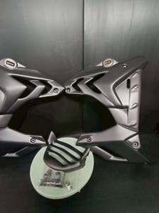 กาบข้างพร้อมอก MSX 125 SF ไฟหน้าตา 2 ชั้น ทรง S1000 สีดำ-ตัดดำมัทลิค รหัส M403