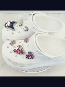 Sweetheart Design Buckle & Metal Shoe Charm: A Guide to Enhancing Your Shoes