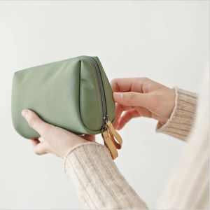 MODAQUICK แฟชั่น กลางแจ้ง กล่องจัดระเบียบ ล้างกระเป๋า กระเป๋าจัดระเบียบสำหรับเดินทาง กระเป๋าสี่เหลี่ยม เคสเครื่องสำอาง กระเป๋าเก็บของในห้องน้ำ กระเป๋าเครื่องสำอาง กระเป๋าแต่งหน้า