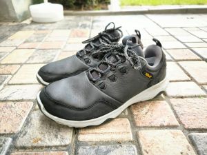 Teva Arrowood 2 WP # Size 42 รองเท้ามือสอง ของแท้ สภาพดี จัดส่งเร็ว