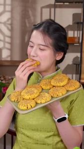 Whole wheat high-calcium soft peach-flavored shortbread with date paste Whole Wheat High Calcium Soft Peach Red Date Pastry Breakfast