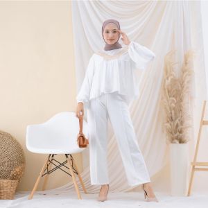 Ilona - Ayuka Blouse Wanita Korean Style Atasan Bahan Ceruty Babydoll