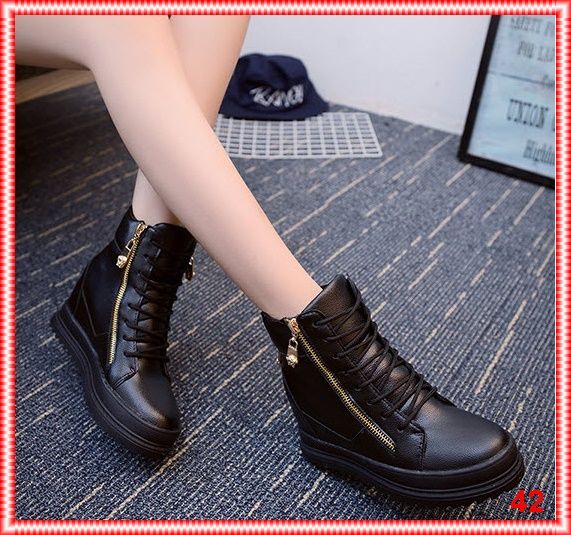 Gi%C3%A0y%20boot%20n%E1%BB%AF%20cao%20c%E1%BB%95%20%C4%91%E1%BA%BF%20%C4%91%E1%BB%99n%20phong%20c%C3%A1ch%20H%C3%A0n%20Qu%E1%BB%91c%20B042%20-%20Image%203