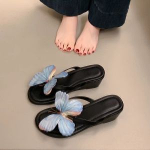 Giày cao gót nữ Dép đế bằng Bướm Đỏ xinh đẹp