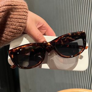 AU Vương Quốc Anh  Cherry Koko  Kính râm mắt mèo nữ màu xanh ô liu giúp mặt  mang lại vẻ sang trọng che nắng phong cách đường phố.