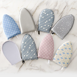 Handheld Mini Ironing Board Heat Resistant Insulation Glove Ironing Pad for Clothes Garment Steamer Portable 8 Styles