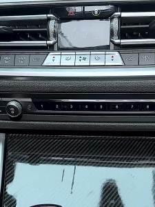 太阳能旋转车载香薰汽车香水除味车用摆件车内香高档持久淡香固体