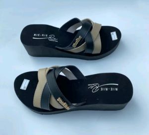 Sanda Wedges Wanita Selop Kombinasi Kekinian Terbaru
