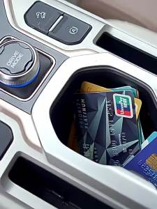 [Line Friends] ชุดใบขับขี่ ที่ใส่บัตร ชุดป้องกันใบขับขี่ ที่ใส่บัตร ที่ใส่บัตร ที่ใส่บัตรใบอนุญาตขับรถสองในหนึ่งเดียว